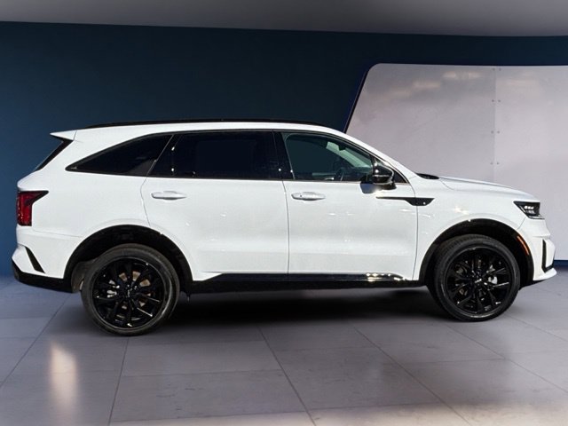 Certified 2023 Kia Sorento SX AWD/4WD image 6