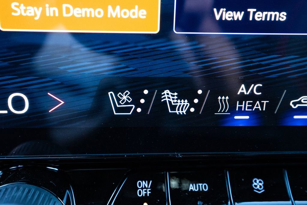 New 2026 Chevrolet Blazer EV RS image 29