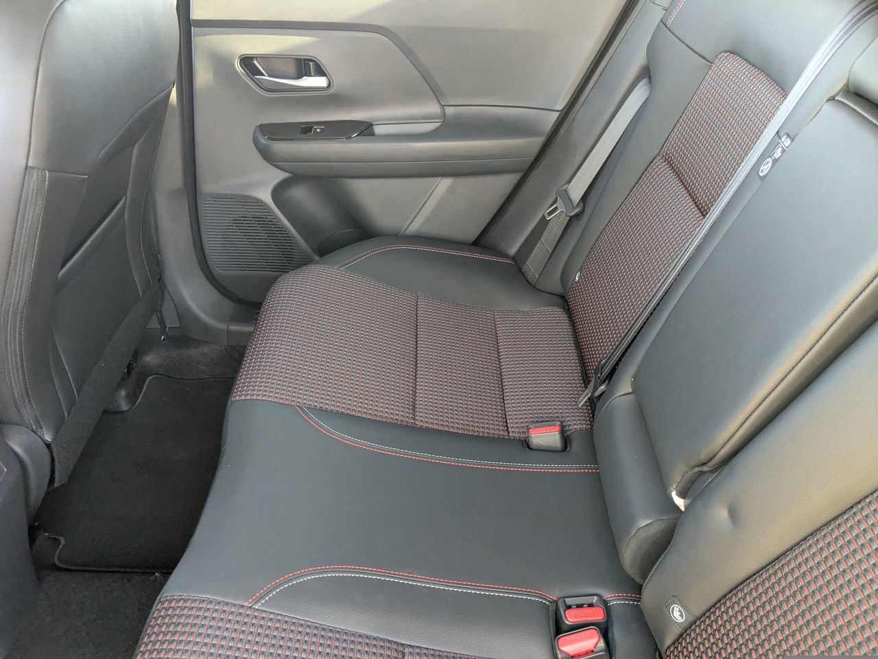 New 2026 Nissan Kicks SR w/ SR Premium Package image 29