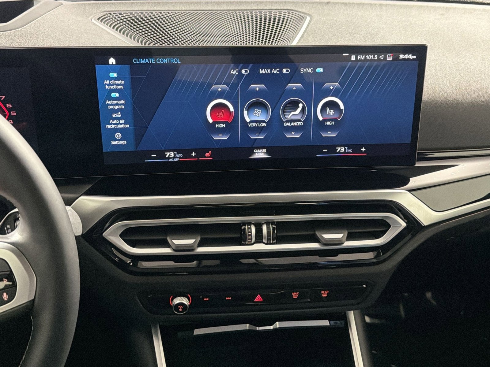 Used 2024 BMW M2 Competition w/ Lighting Package image 21