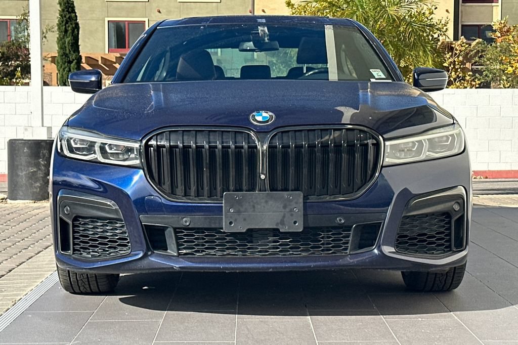 Used 2020 BMW 740i w/ M Sport Package RWD image 8
