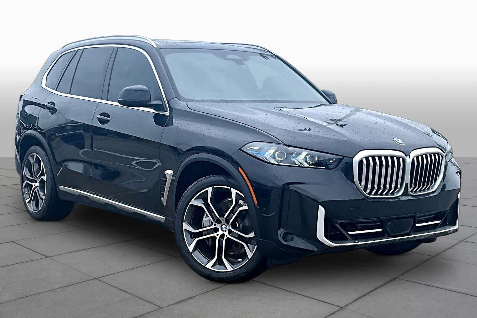 Used 2026 BMW X5 xDrive40i w/ Climate Comfort Package AWD/4WD image 2