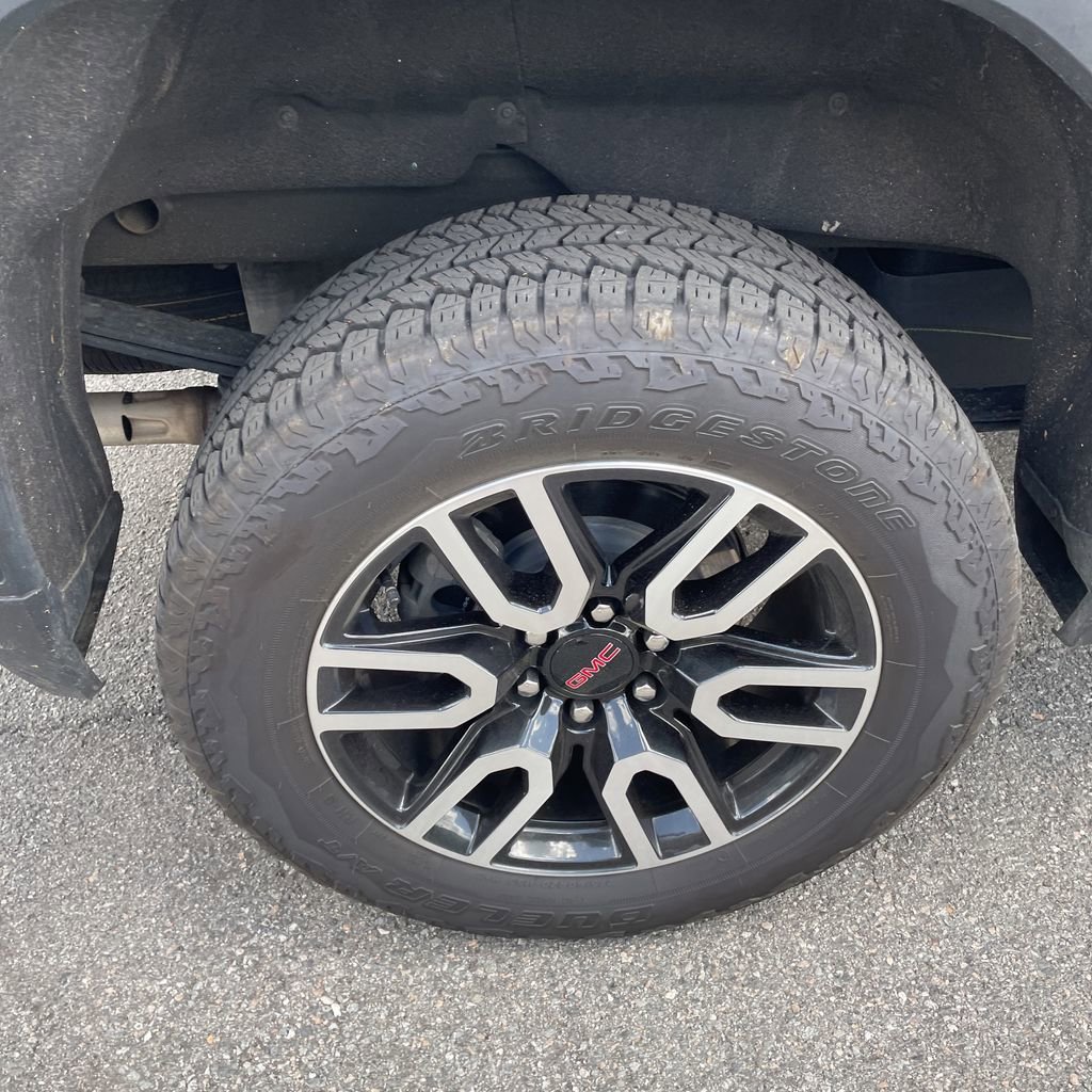 Used 2025 GMC Sierra 1500 AT4 w/ AT4 Premium Package image 14