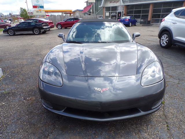 Used 2013 Chevrolet Corvette Convertible image 2