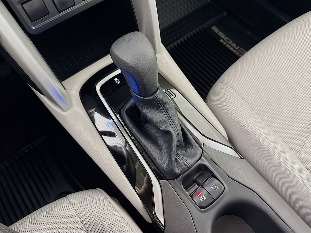 Certified 2025 Toyota Corolla Cross L image 19