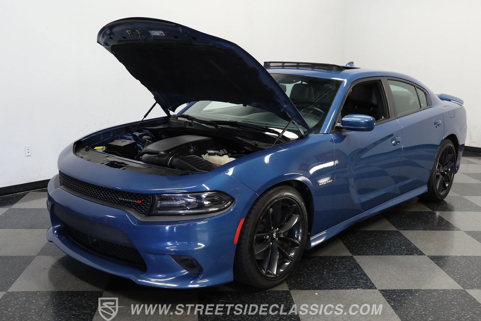 Used 2020 Dodge Charger R/T w/ Plus Group image 29