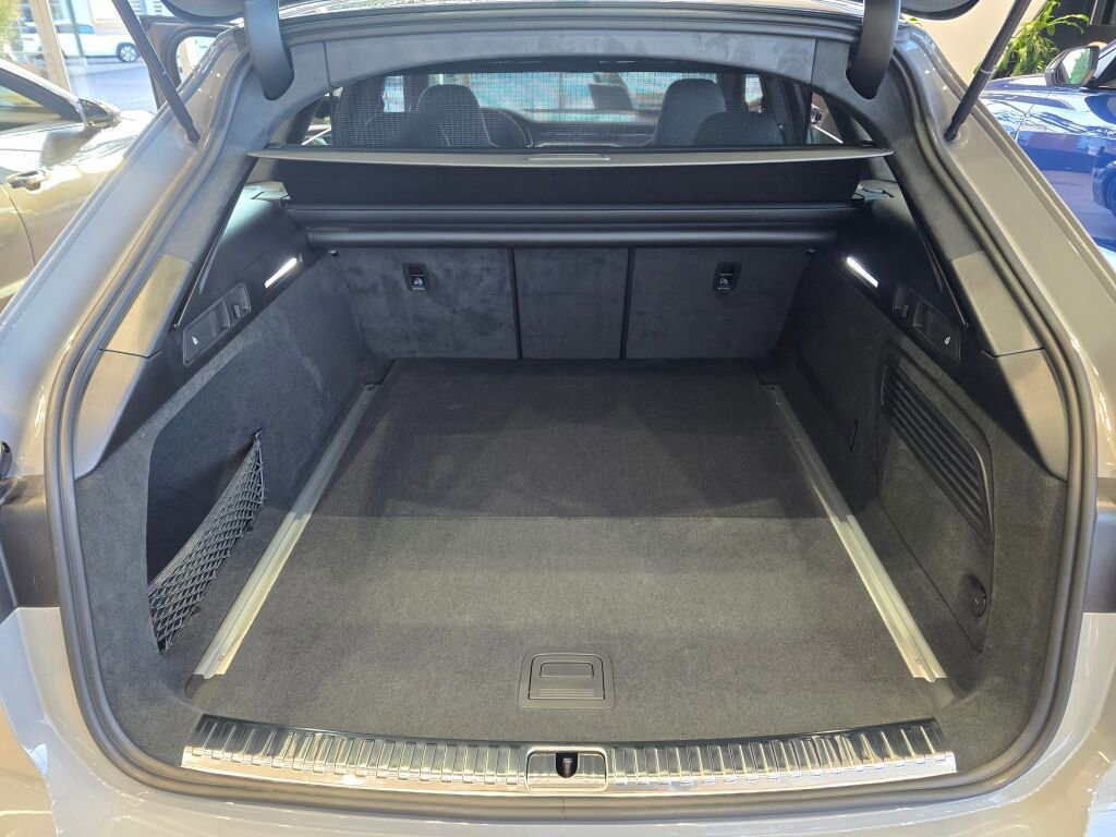 New 2026 Audi RS 6 performance image 9