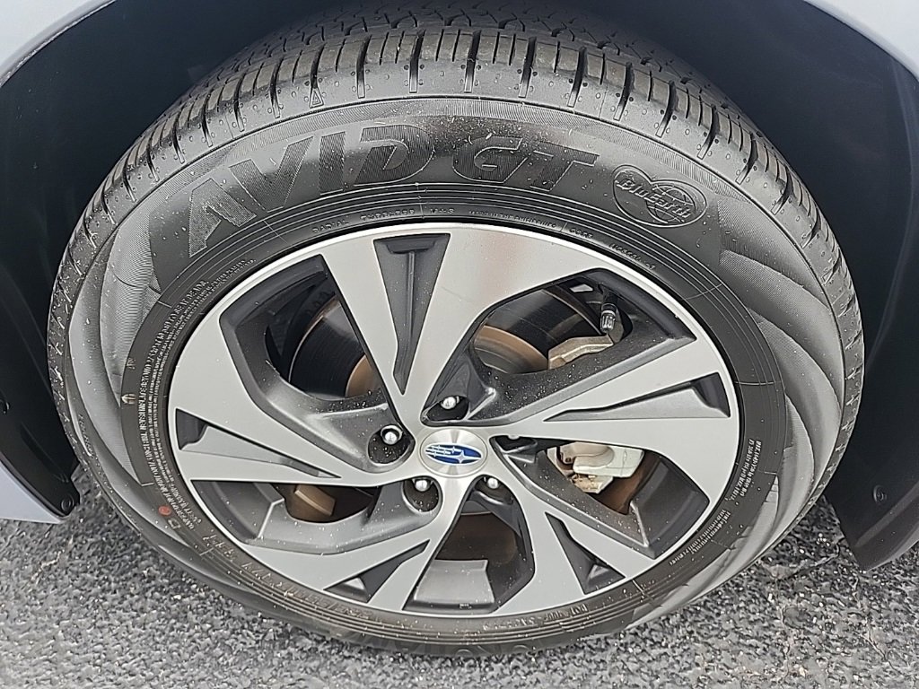 Used 2020 Subaru Legacy Premium image 9