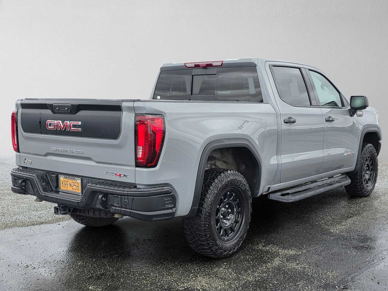 Certified 2024 GMC Sierra 1500 AT4X w/ AT4X AEV Edition AWD/4WD image 3