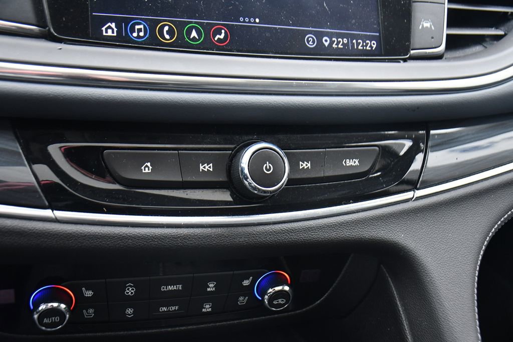 Used 2021 Buick Enclave Premium image 34