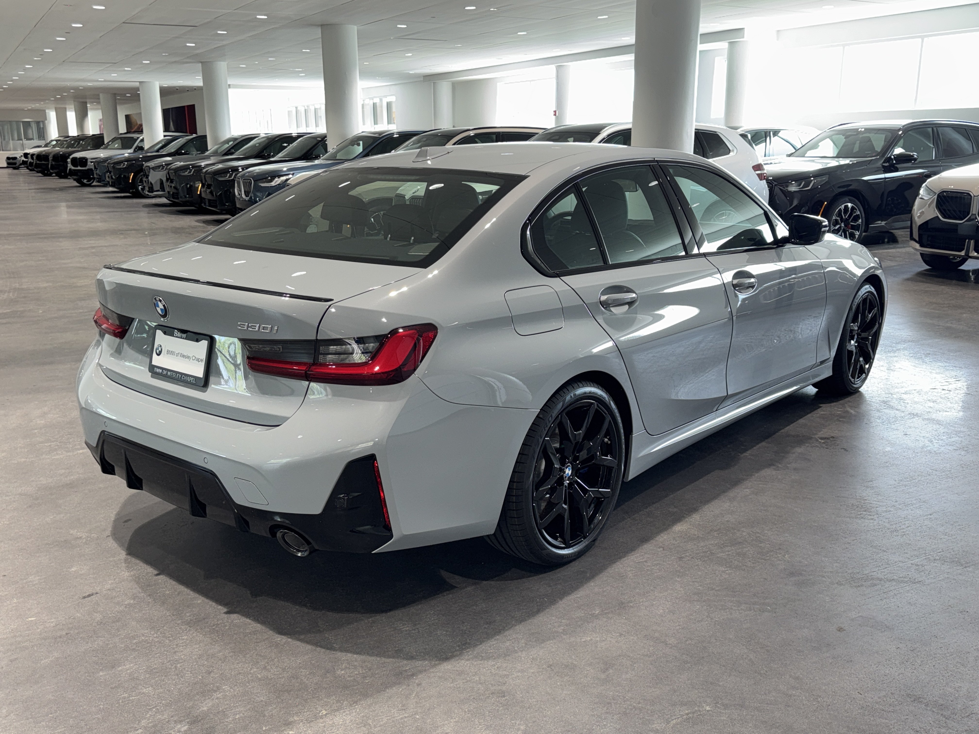 New 2026 BMW 330i Sedan w/ M Sport Package RWD image 7
