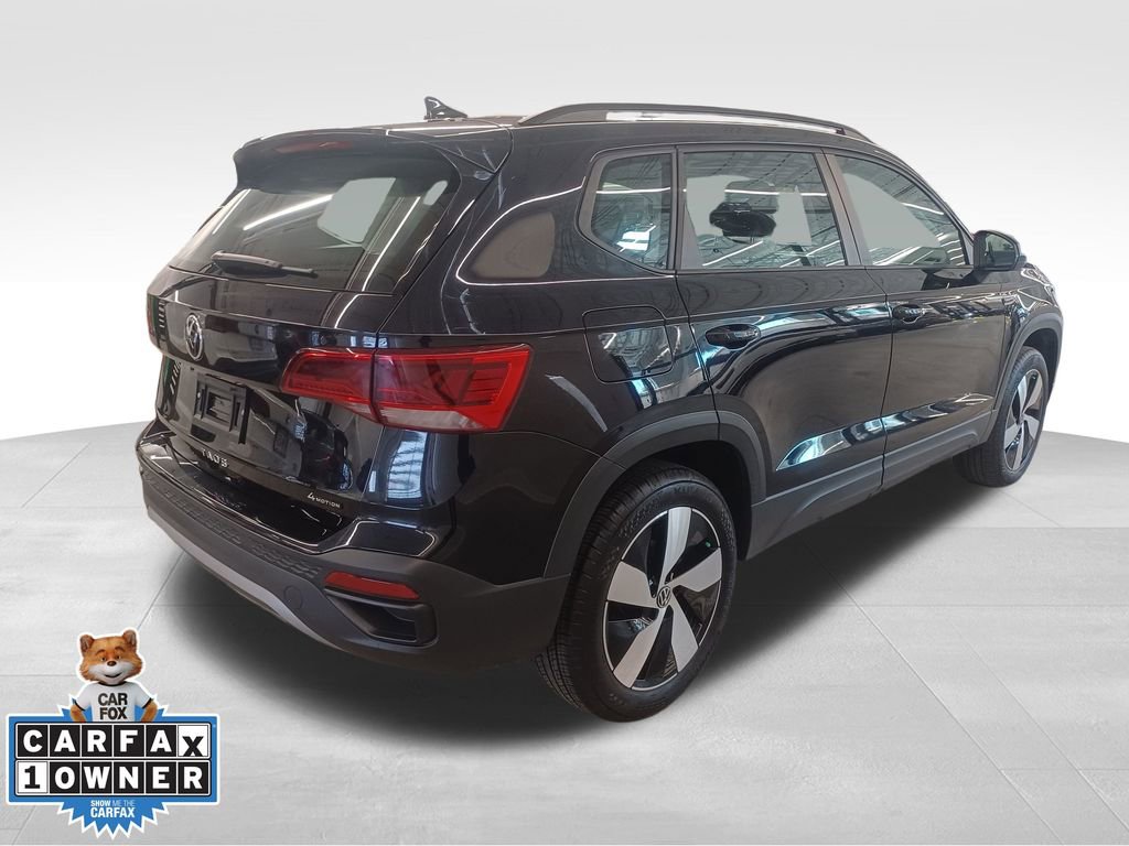 Used 2024 Volkswagen Taos S image 8