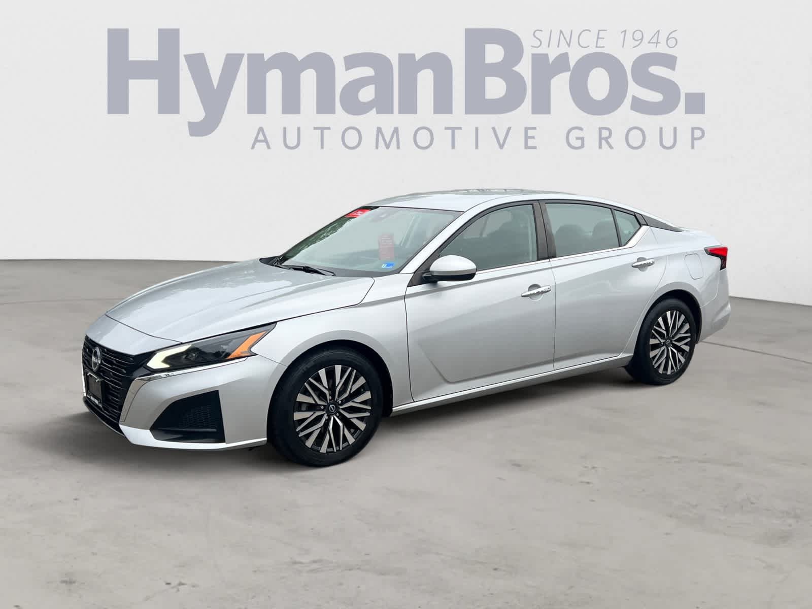 Certified 2023 Nissan Altima 2.5 SV FWD image 8