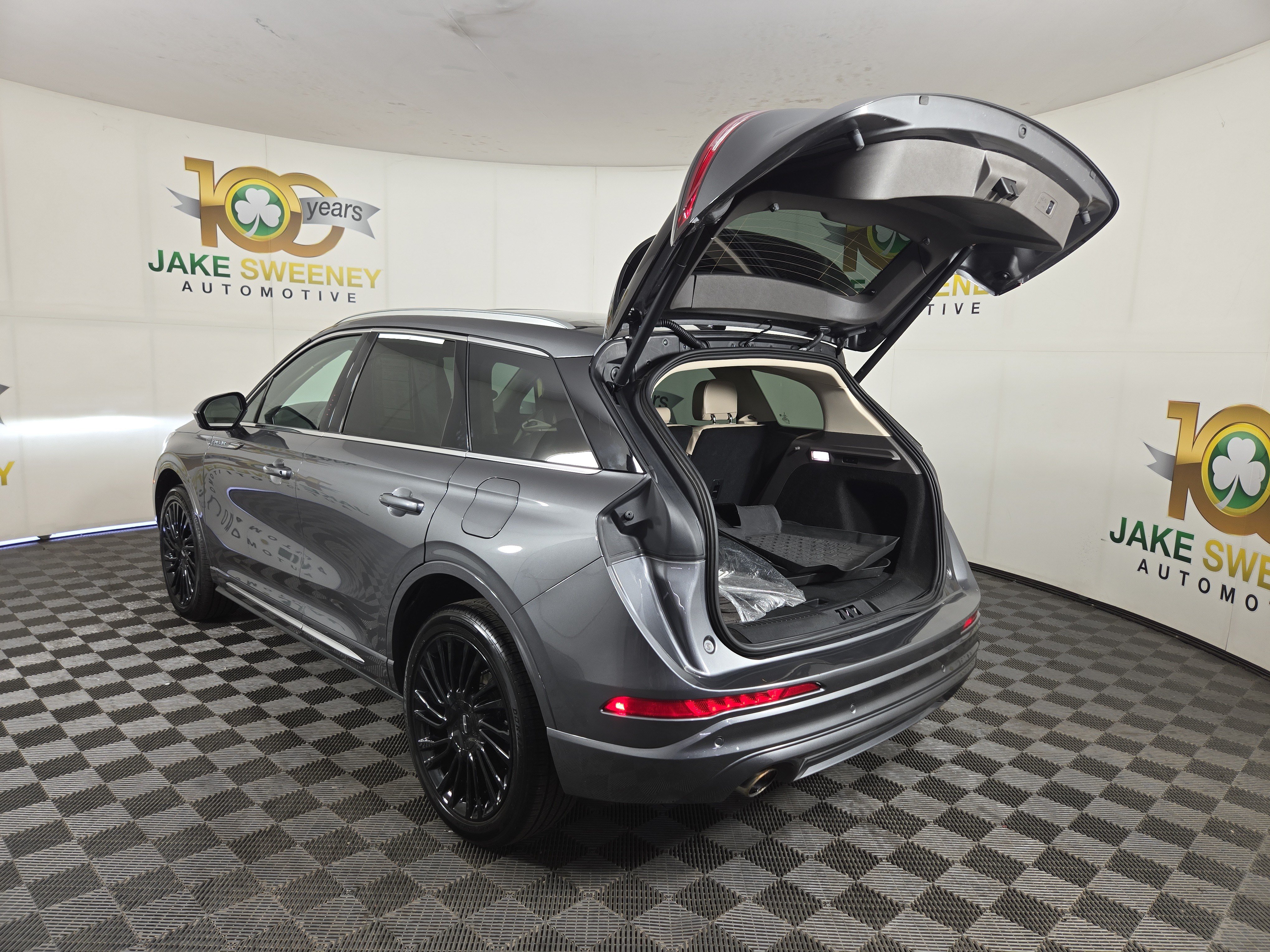 Used 2022 Lincoln Corsair Reserve w/ Luxury Package AWD/4WD image 34