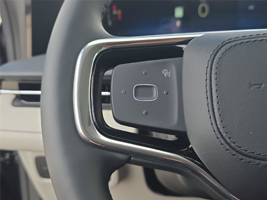 New 2026 Lincoln Nautilus Premier AWD/4WD image 21