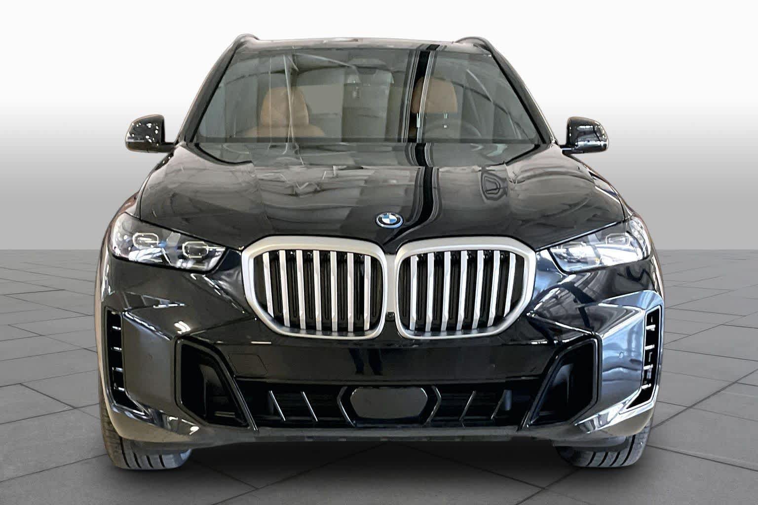 New 2026 BMW X5 xDrive50e AWD/4WD image 3
