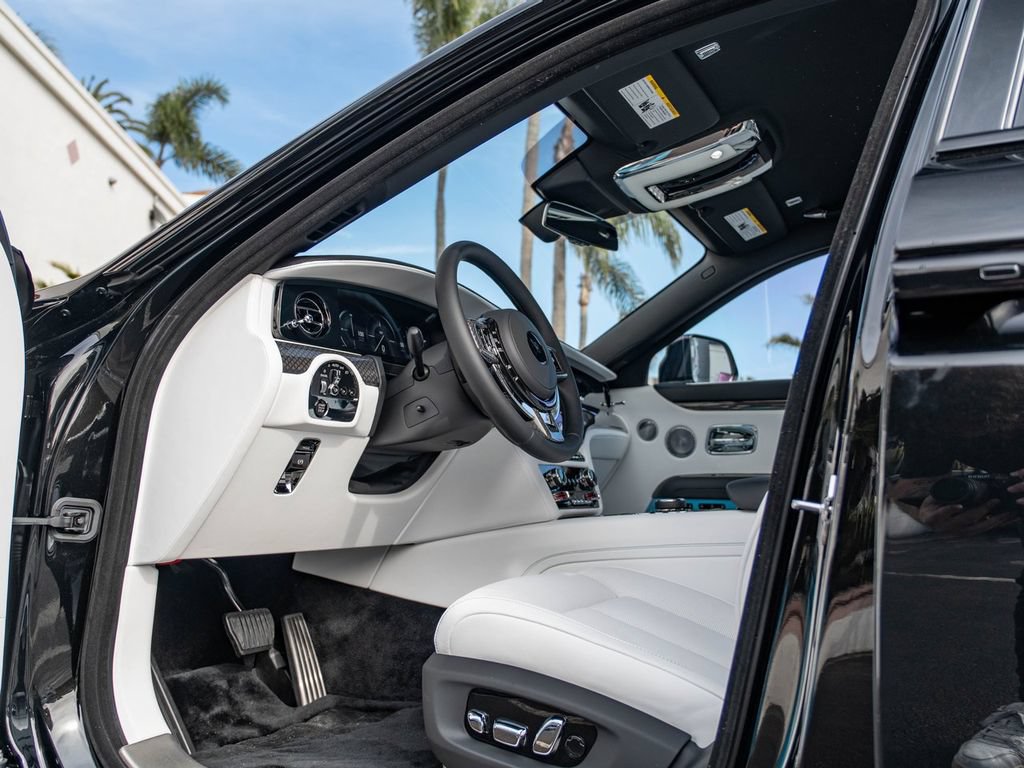 New 2026 Rolls-Royce Ghost Black Badge AWD/4WD image 28