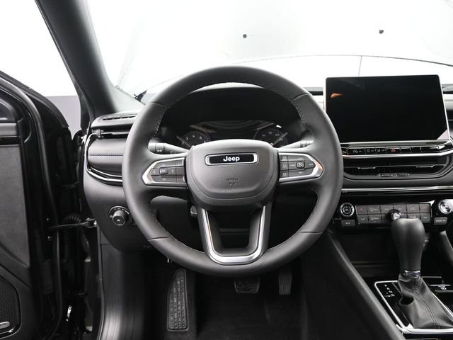 New 2026 Jeep Compass Latitude w/ Sun and Sound Group image 27