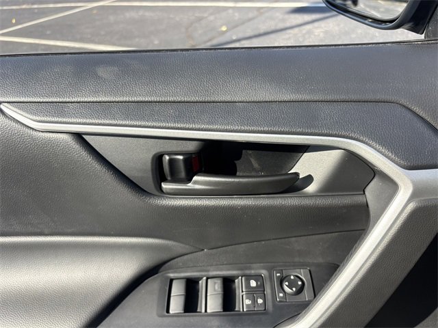 New 2025 Toyota RAV4 LE image 9