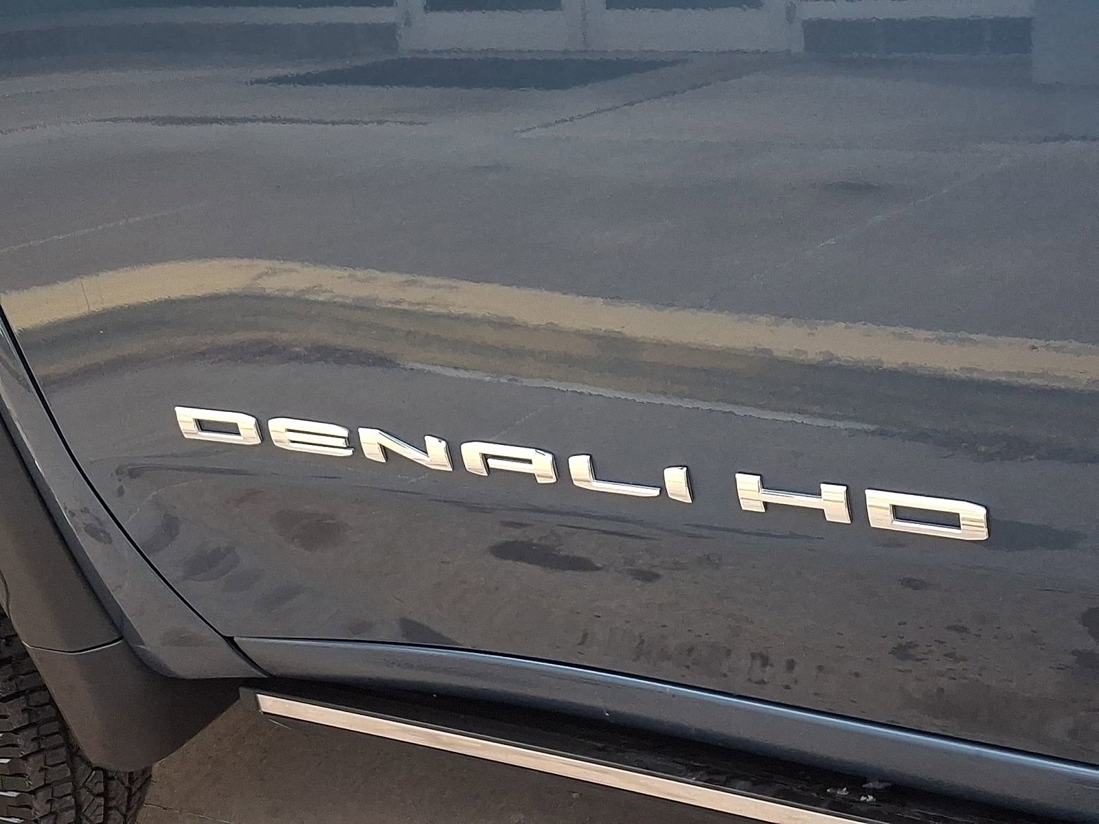 Used 2024 GMC Sierra 3500 Denali Ultimate AWD/4WD image 30