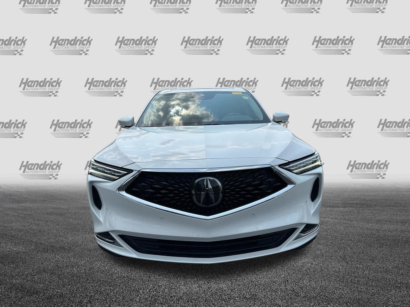 Used 2024 Acura MDX FWD w/ Technology Package image 2