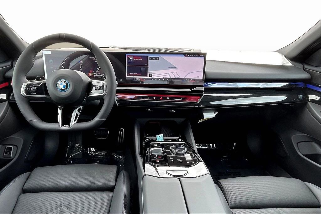 New 2026 BMW 550e xDrive AWD/4WD image 5