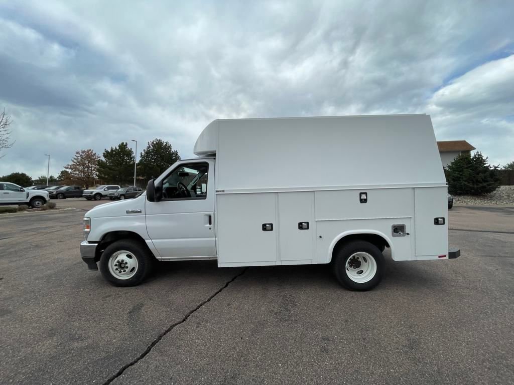 New 2024 Ford E-350 and Econoline 350 Super Duty w/ Power Windows & Locks Group image 4