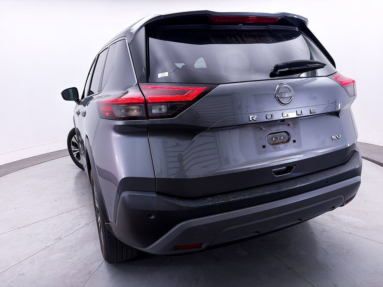 Used 2023 Nissan Rogue SV FWD image 7