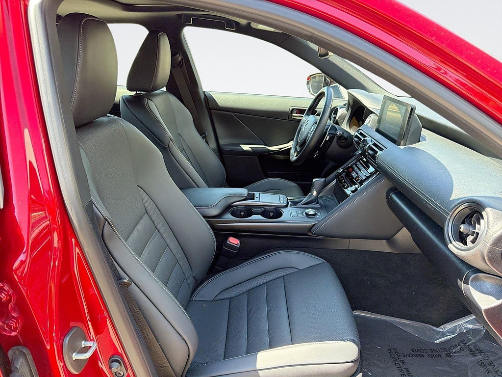 Used 2024 Lexus IS 350 F Sport RWD image 32
