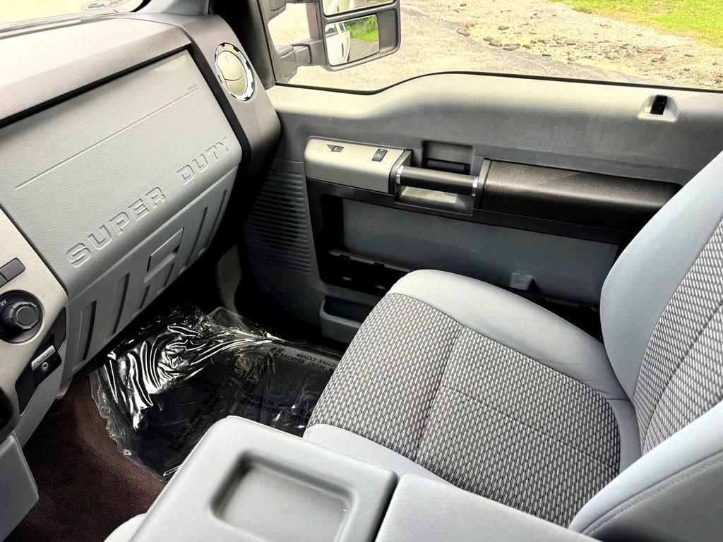 Used 2015 Ford F250 XLT w/ XLT Value Package AWD/4WD image 28