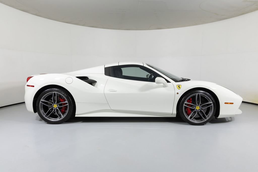 Used 2016 Ferrari 488 Spider RWD image 20