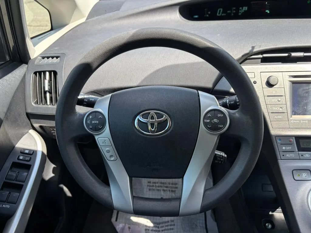 Used 2015 Toyota Prius Three w/ Solar Roof Package FWD image 18
