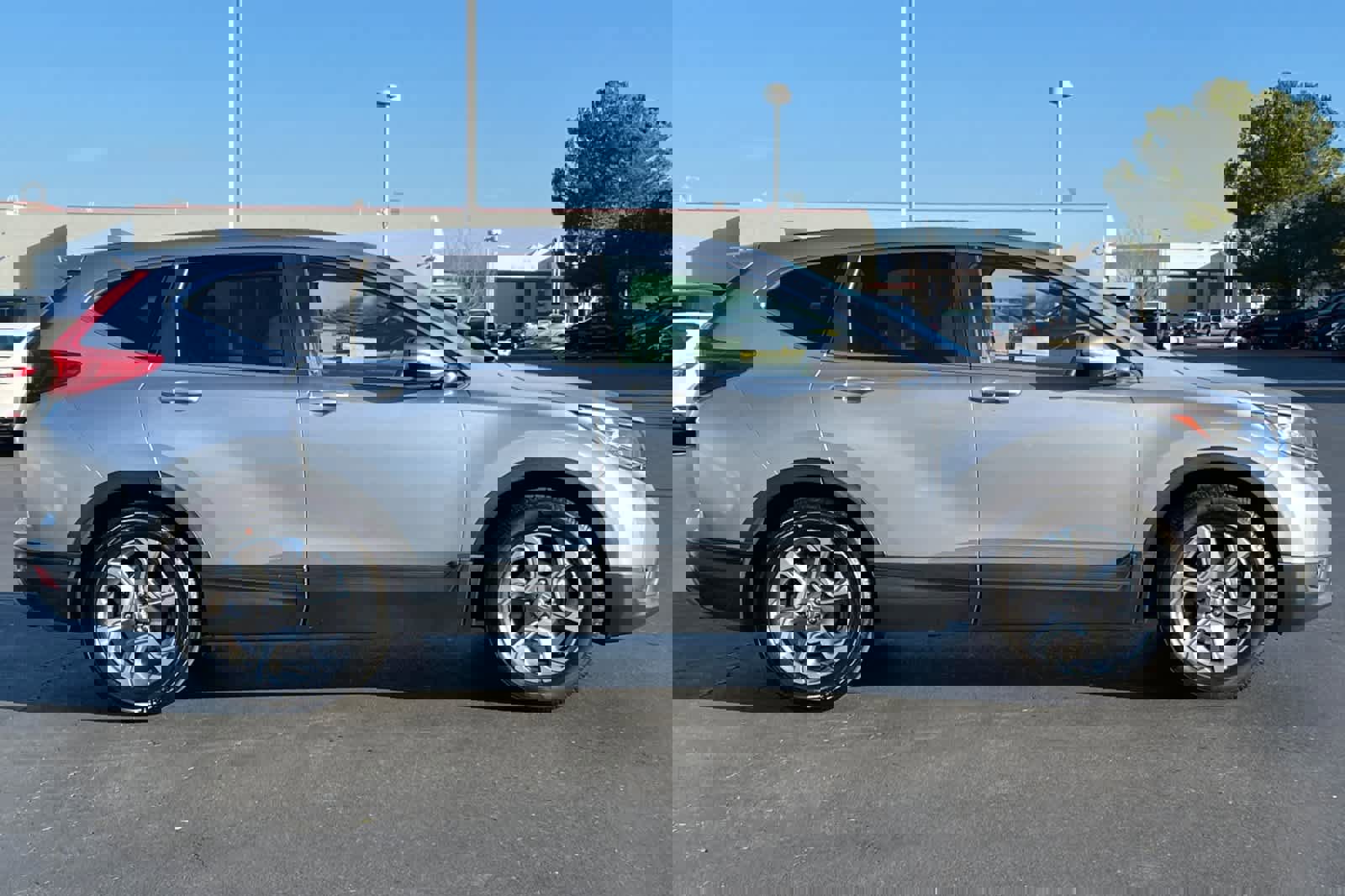 Used 2018 Honda CR-V EX-L image 6