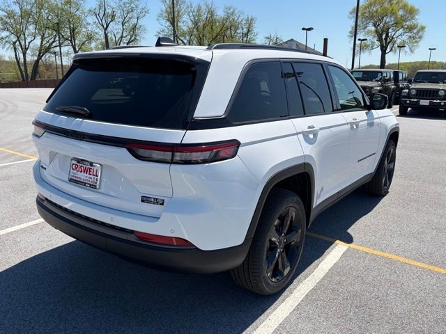 New 2026 Jeep Grand Cherokee Limited AWD/4WD image 8