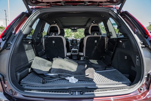 Used 2025 Volvo XC90 T8 Ultra AWD/4WD image 10