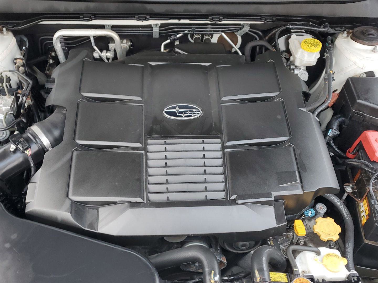 Used 2018 Subaru Outback 3.6R Touring w/ Popular Package #3 image 10