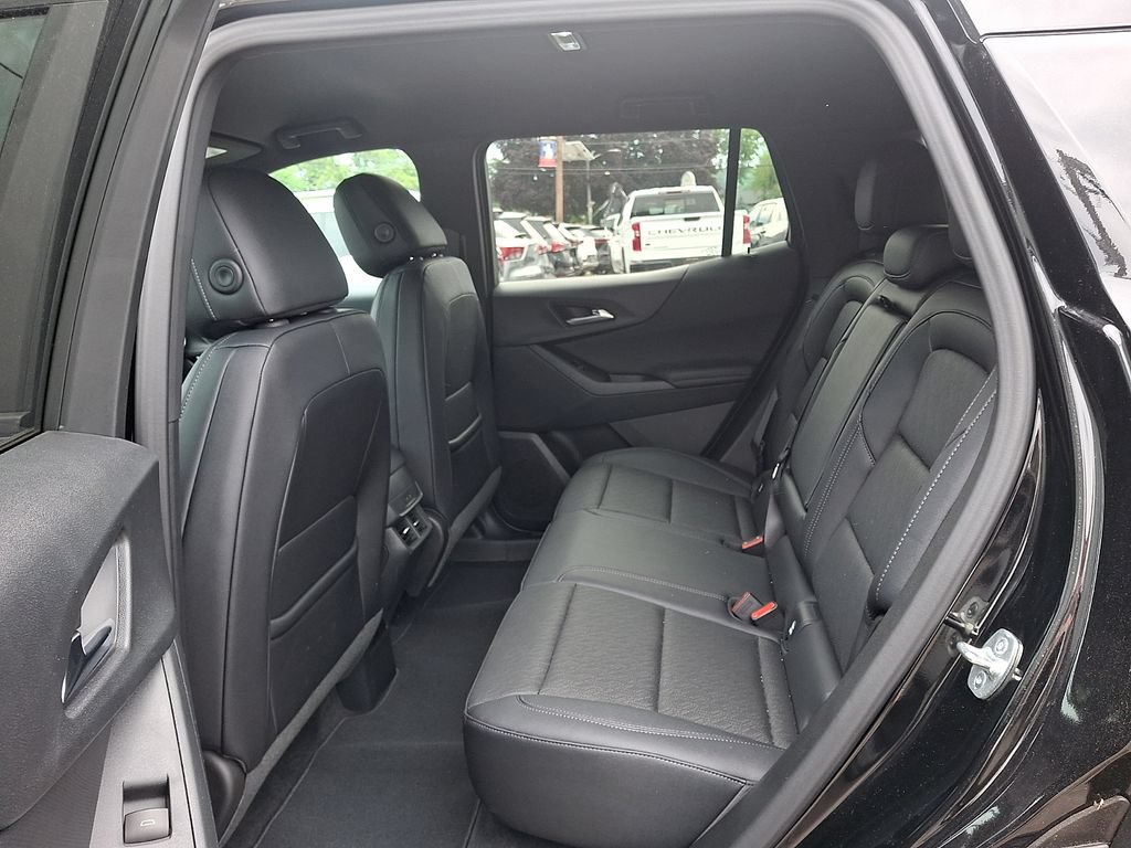 Used 2026 Chevrolet Equinox LT w/ Convenience Package II AWD/4WD image 10
