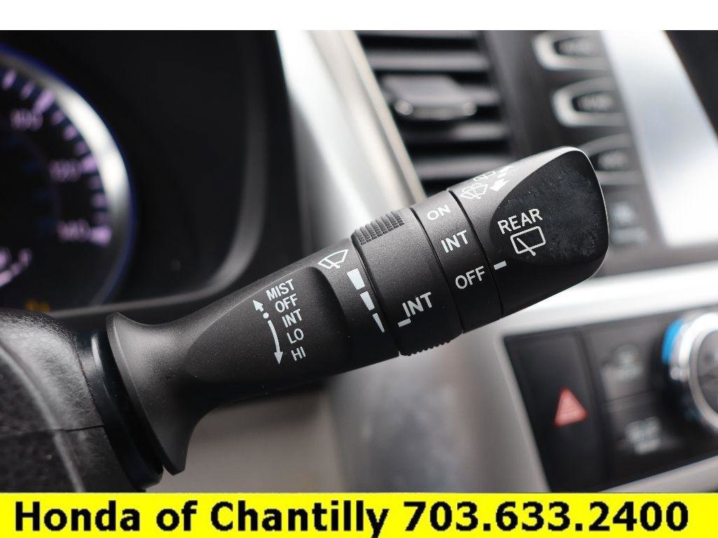 Used 2016 Toyota Highlander Limited image 13