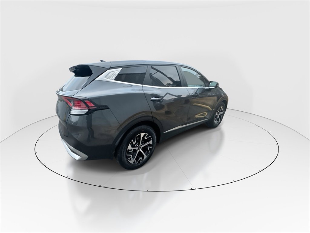 Used 2023 Kia Sportage EX image 8
