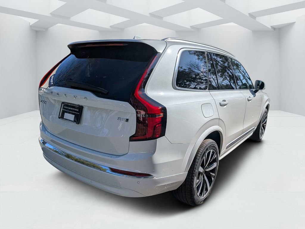 New 2026 Volvo XC90 B5 Core AWD/4WD image 3