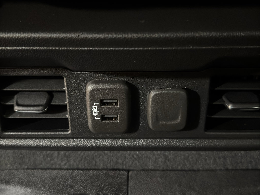 Used 2021 GMC Sierra 1500 Elevation image 15