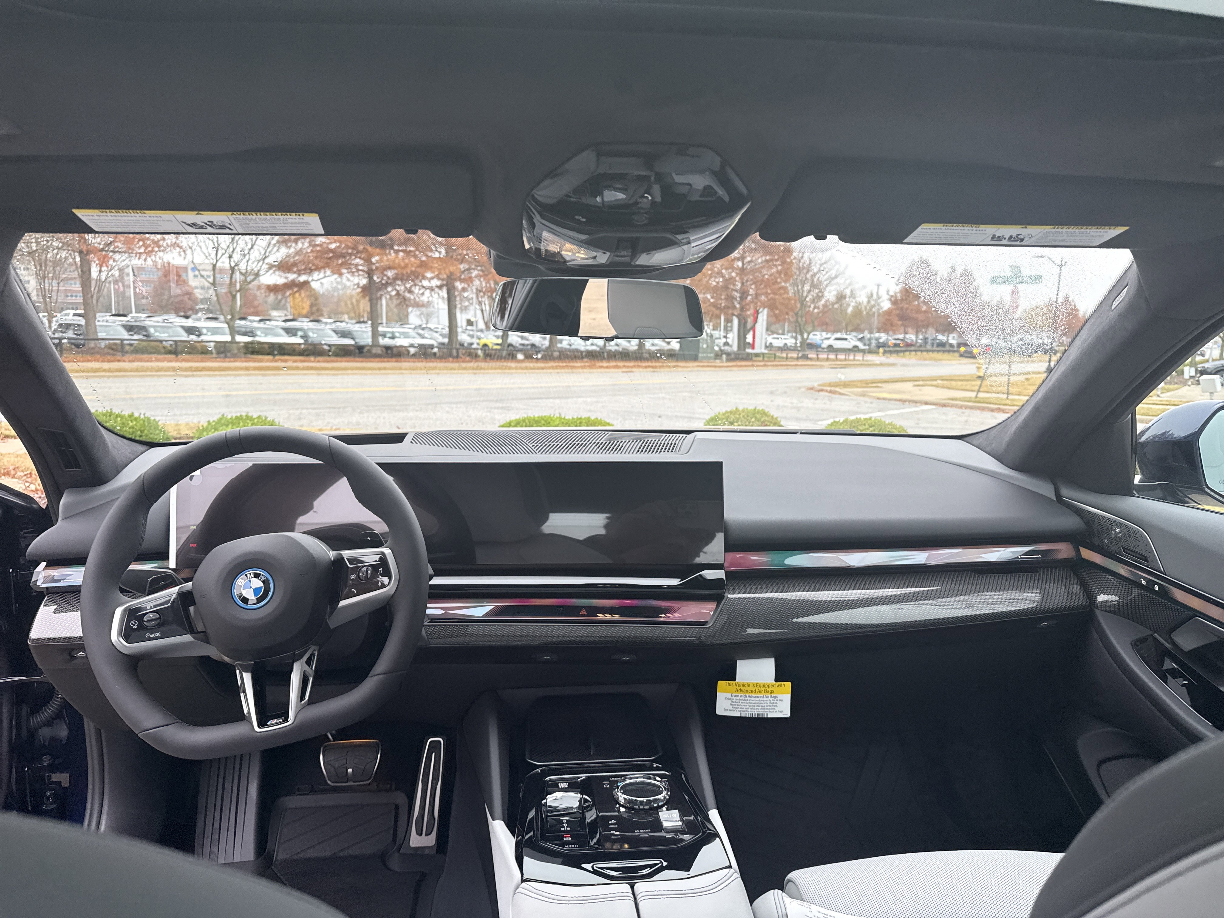 New 2026 BMW 550e xDrive image 12