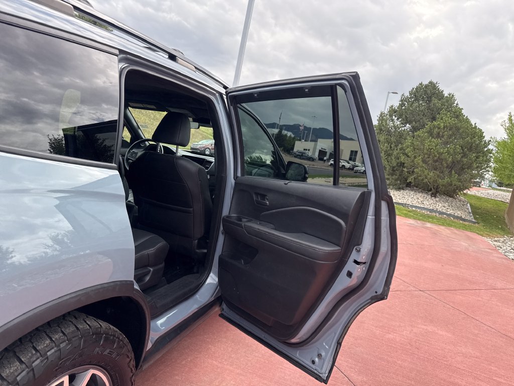 Used 2023 Honda Passport TrailSport image 23