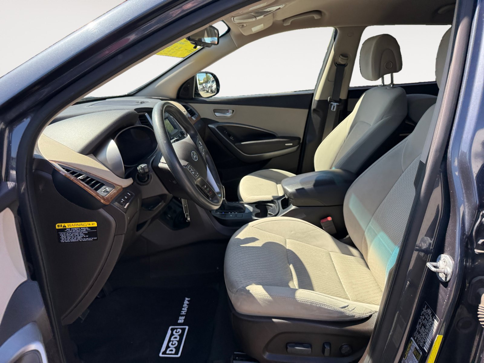Used 2016 Hyundai Santa Fe SE FWD image 10