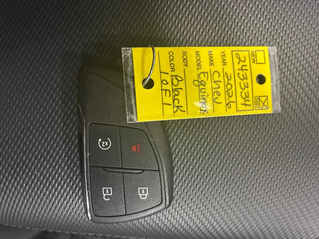 Used 2026 Chevrolet Equinox LT AWD/4WD image 19