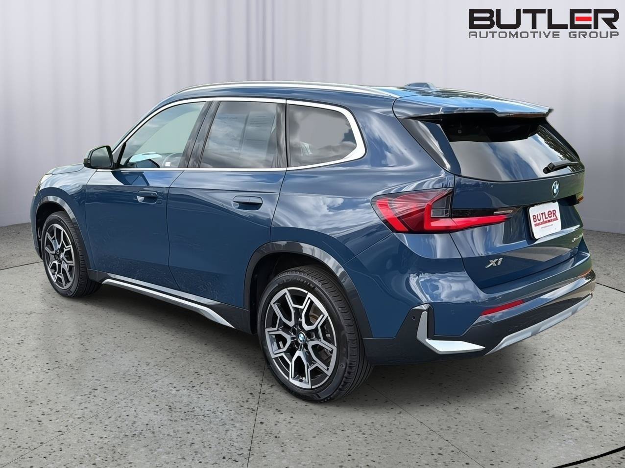 Used 2026 BMW X1 xDrive28i w/ Technology Package AWD/4WD image 4
