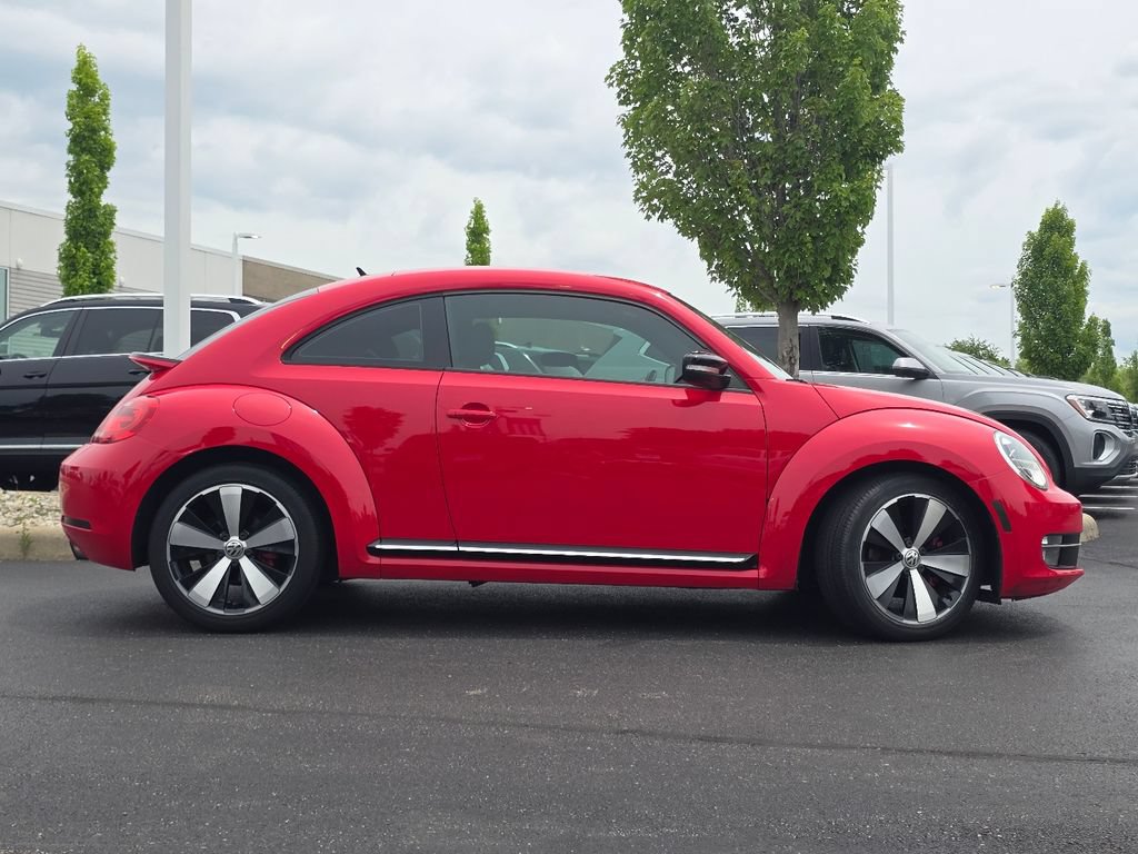 Used 2012 Volkswagen Beetle 2.0T FWD image 21