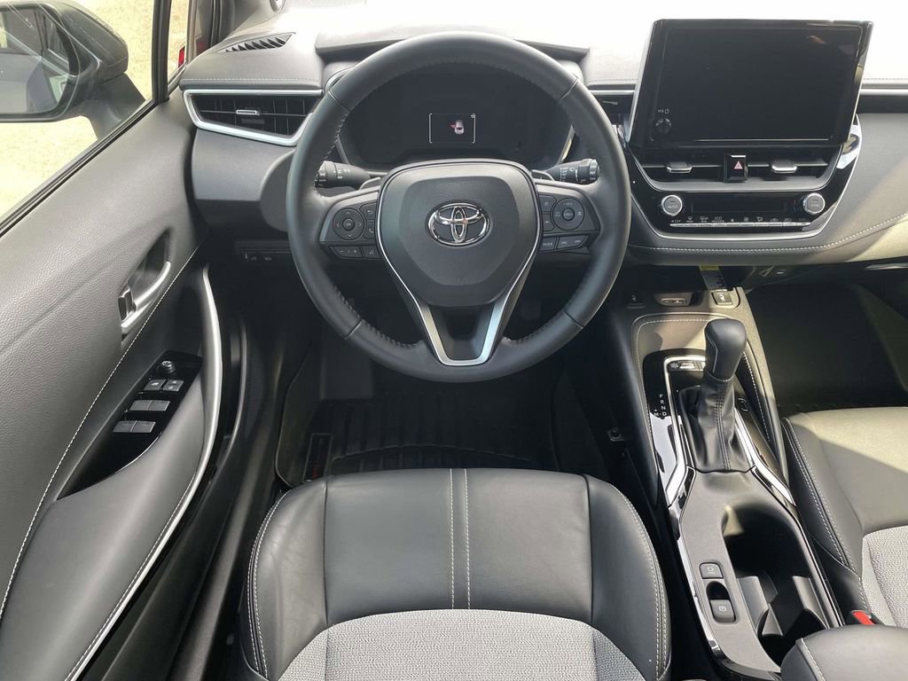 Used 2025 Toyota Corolla XSE image 21