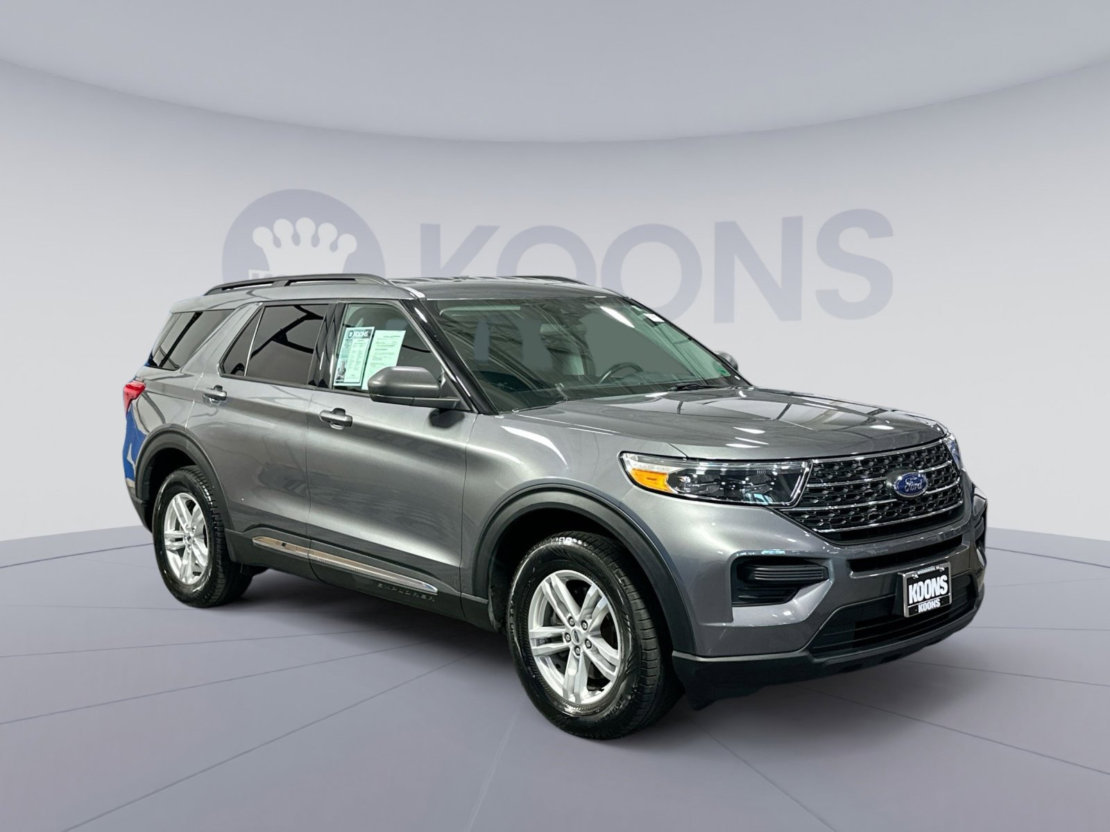 Used 2022 Ford Explorer XLT image 10
