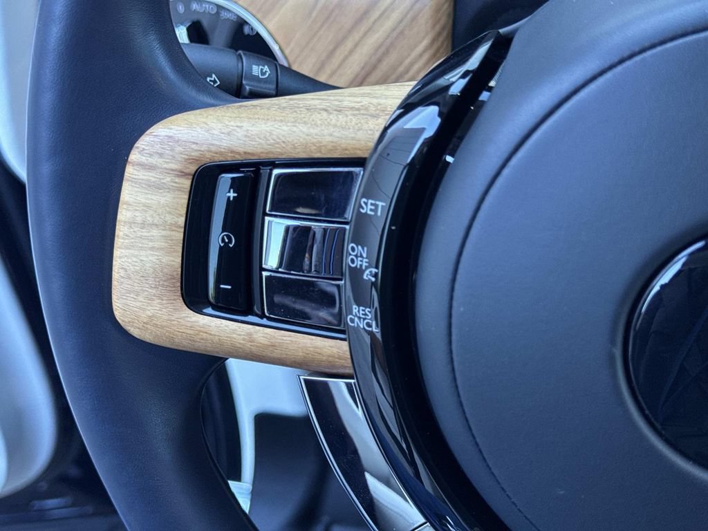 Used 2021 Rolls-Royce Cullinan AWD/4WD image 29